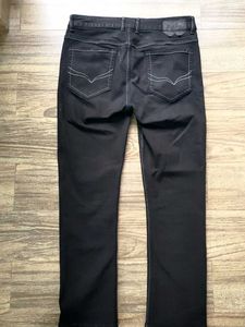 Black / Dark Wash Denim Jeans