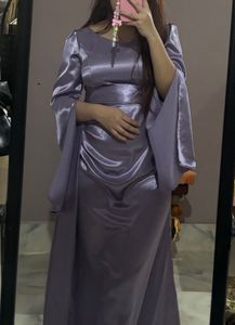 Elegant Gown 🌷