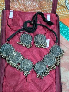 Lotus Necklace Set