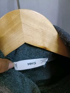 Mango Turtle Neck Cropped Sweatshirt