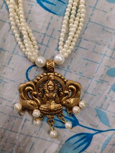 Pearl Necklace