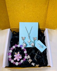 Women Trendy Juwellery