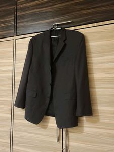 Calvin Klein Size 40 Blazer