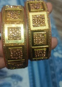 Golden Kada Set For Women