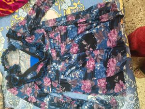 Floral Print Stylish Winter top in xl size