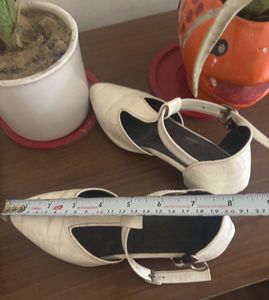 Girls combo heel shoes