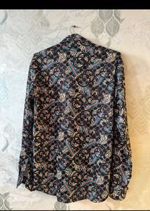 Patterned Shirt and Gucci cap