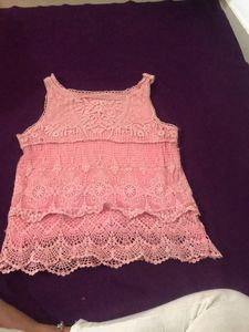 H.M top used hai