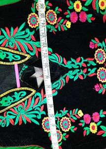 💚New Floral Embroidered Gown...