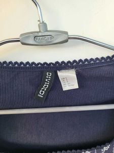 H&amp;M Lace Floral Long Sleeve Top/ Size