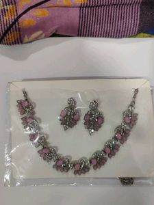 Necklace &amp; Earring Set