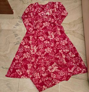 Floral Kurta Set With Mirror Design