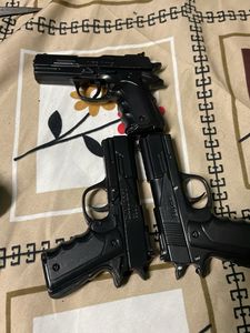 Toy Guns