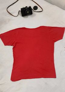 Unisex Red Round neck T-shirts