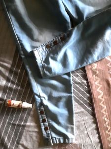 Girl Jeans GOOD LOOKING But Used Jeans Like A New