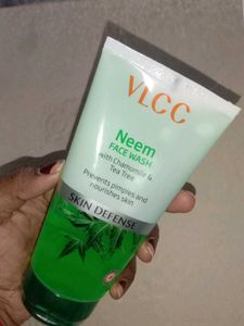VLCC Neem Face Wash