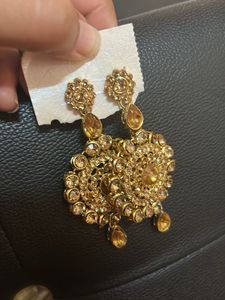 Sparkling Gold Tone Earrings