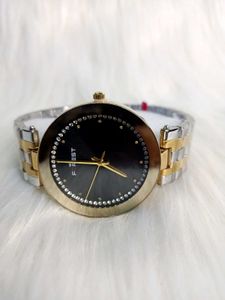 Unisex Boys And Girls Watch With Beautiful Case