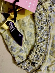 Elegant Embroidered Kurti Pant Set