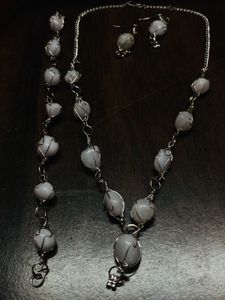 White Stone💎necklace