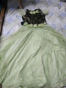 Girl&#39;s Party Dress
