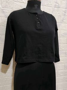Black Button Crop Top