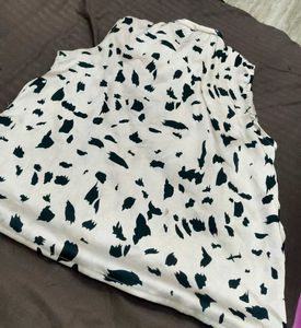 Chic Animal Print Top &amp; Skirt