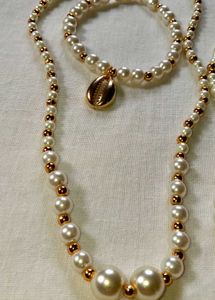 ORIGINAL PEARLS NECKLACE AND BANGLES💖🔥