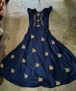Elegant Navy Blue Ethnic Gown