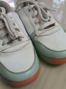 Boys White Shoes For 2- 3 Yerars