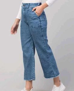 Acid Wash Cropped Jeans