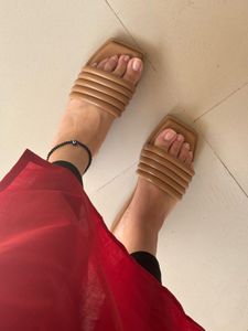 Stylish Brown Slides