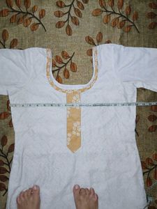 White Kurti