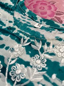 Green &amp; White Kurta