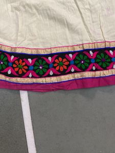 woman garba lenga
