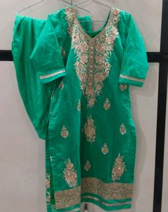 Suit And Salwaar With Dupatta