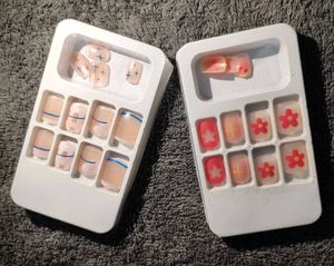 Press-On Nail Set