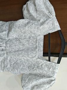 Chic White Puff Sleeve Top