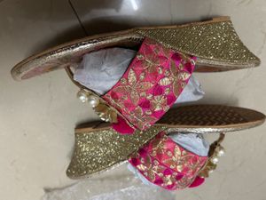 Embroidered Ethnic Sandals
