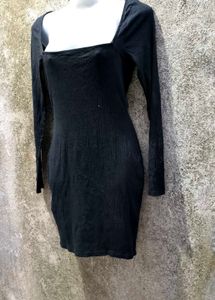 VN. Black Bodycon Mini Dress