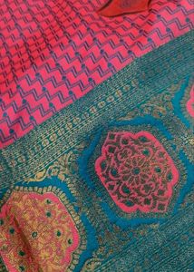 Free 4 Blouse Piece With This Rare Banarasi Saree