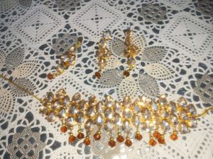 Elegant Kundan Jewelry Set