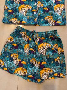 Forest and Tiger Print Nightwear, S