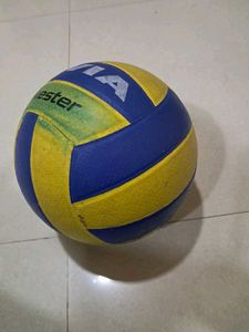 Nivia Spikester Volleyball