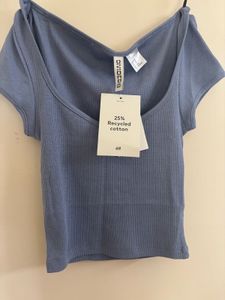 H&amp;M SWEETHEART NECK DETAILED TOP