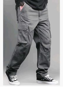 🆕🚨BRAND New Men Cargo Pants🚨🆕
