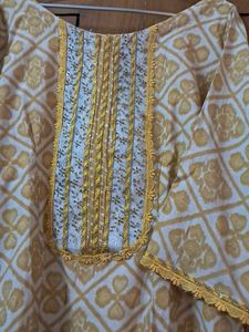 Pour Muslin  Kurta N TROUSER