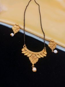 Mangal Sutra Goled Plated Bras Metal