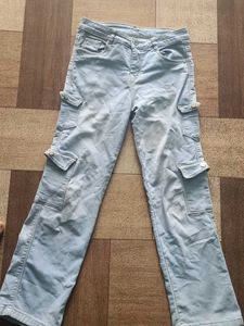 Light Wash Cargo Jeans - Y2K Style