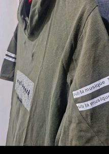 Olive Hodded Tshirt